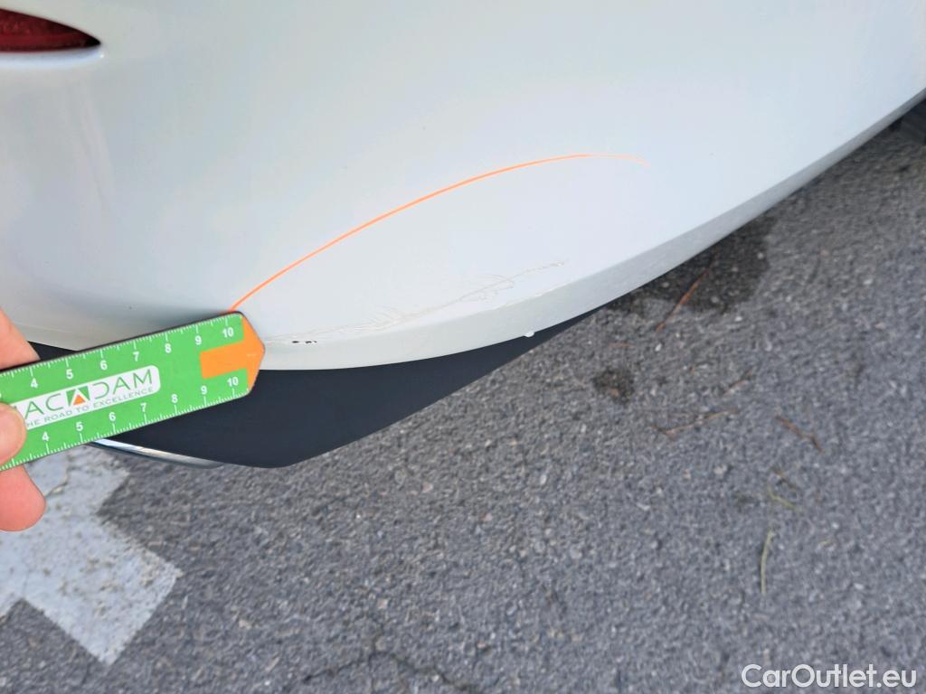  Mercedes  CLA-Klasse MERCEDES-BENZ CLA / 2019 / 4P / coupé CLA 250 e #23