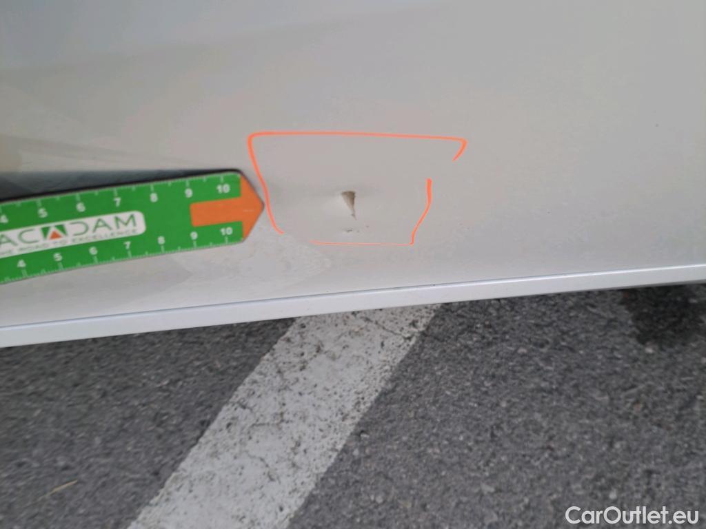  Mercedes  CLA-Klasse MERCEDES-BENZ CLA / 2019 / 4P / coupé CLA 250 e #4