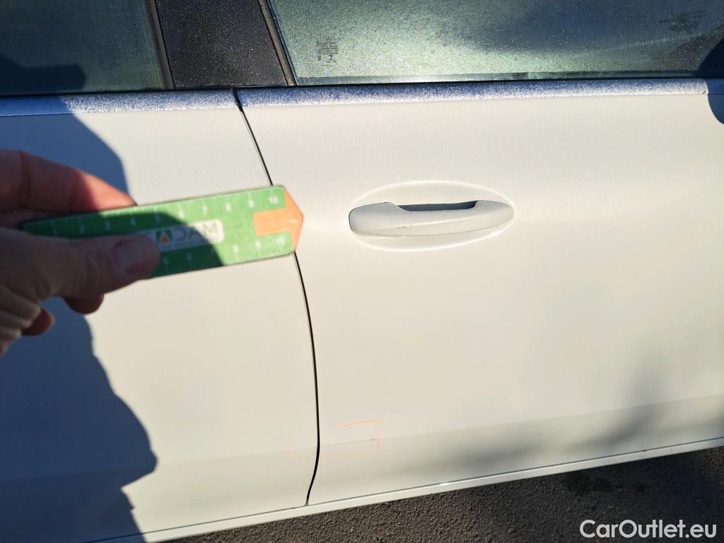  Mercedes  CLA-Klasse MERCEDES-BENZ CLA / 2019 / 4P / coupé CLA 250 e #29