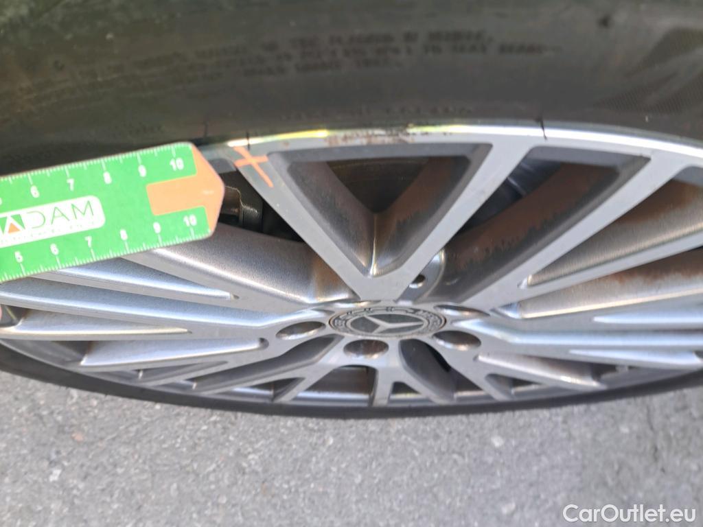  Mercedes  CLA-Klasse MERCEDES-BENZ CLA / 2019 / 4P / coupé CLA 250 e #8