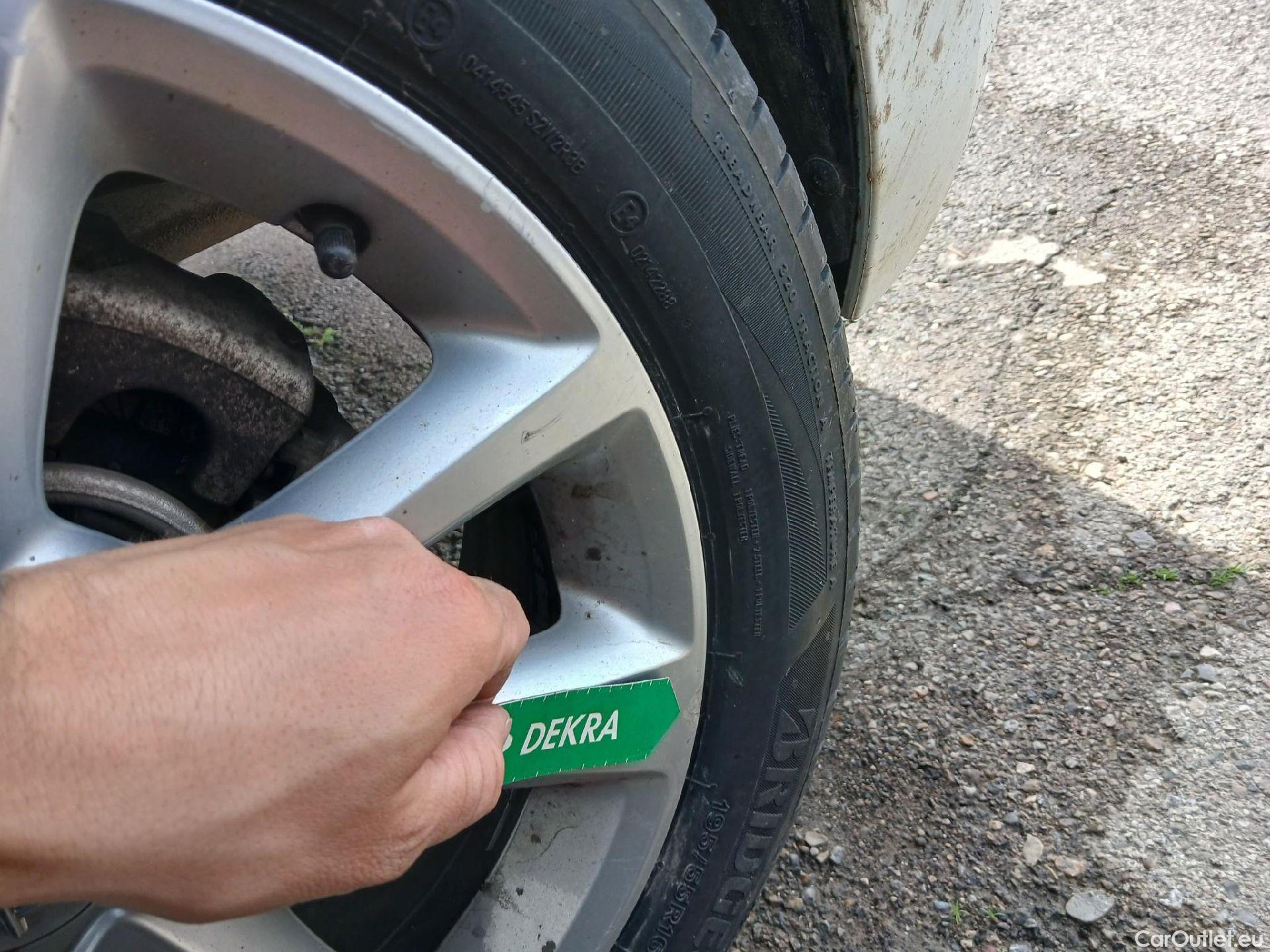  Opel  Corsa OPEL  1.2T XHL 74kW (100CV) Elegance (CX2) #23