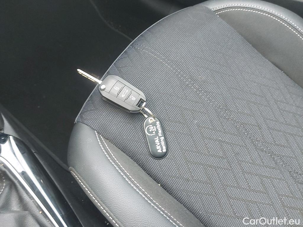  Opel  Corsa  F Elegance 1.2 T XHL 100CV MT6 E6d #1