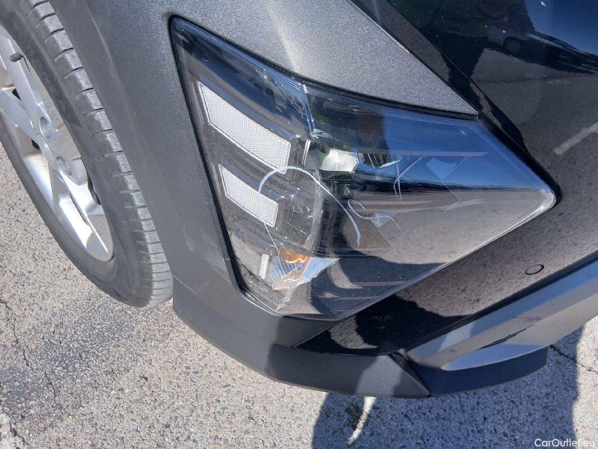  Hyundai  Konna HYUNDAI Kona / 2023 / 5P / todoterreno 1.6 GDI HEV Maxx DCT #7