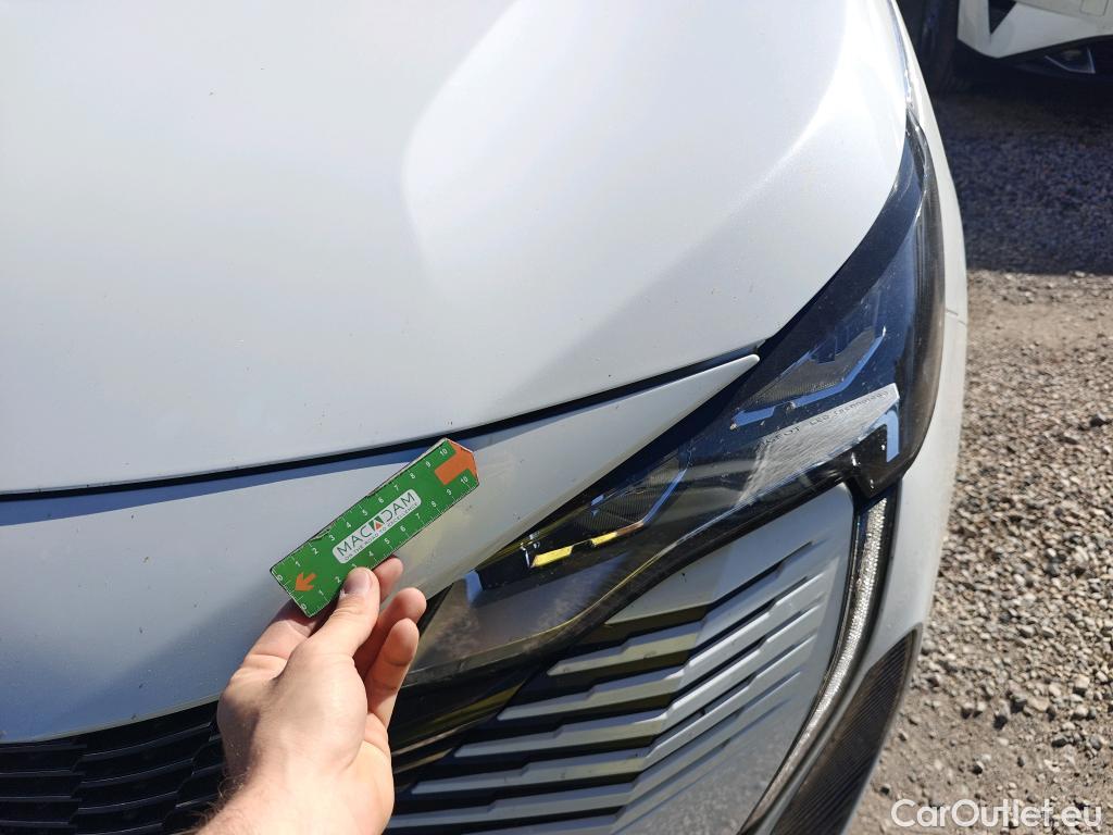  Peugeot  3008 PEUGEOT  / 2020 / 5P / todoterreno 1.2 PureTech 96KW S&S Active Pack EAT8 #13