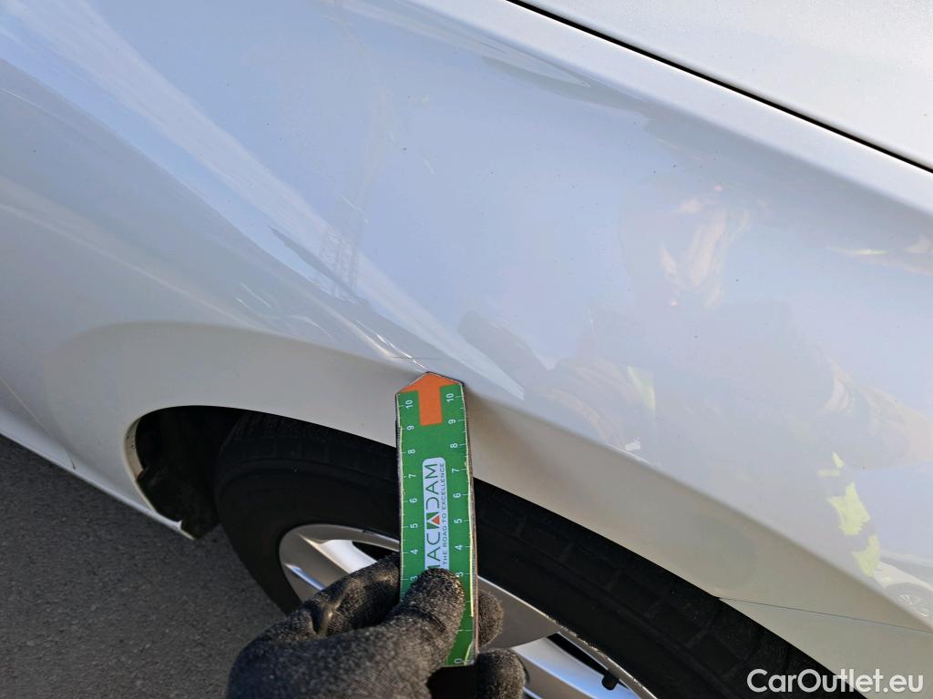  Volkswagen  Golf  VOLKSWAGEN / 2020 / 5P / berlina con portón 2.0 TDI 85kW (115CV) #31