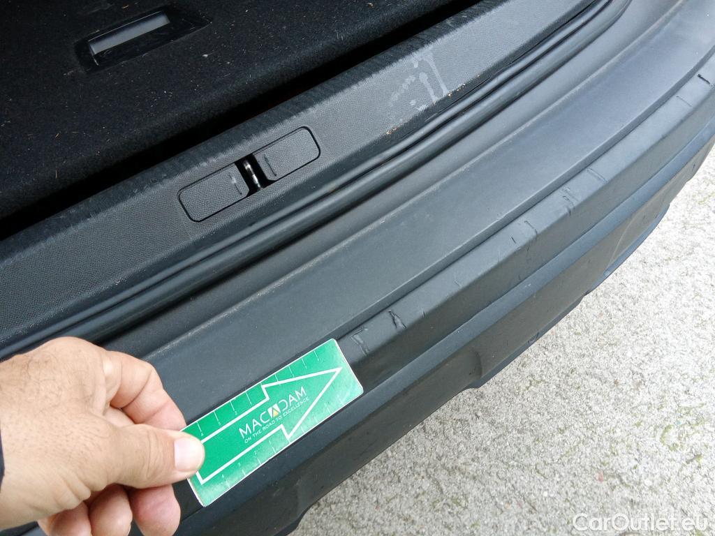  Peugeot  3008 PEUGEOT  / 2020 / 5P / todoterreno 1.2 PureTech 96KW S&S Active Pack EAT8 #39