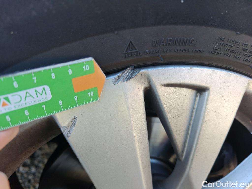  Peugeot  3008 PEUGEOT  / 2020 / 5P / todoterreno 1.2 PureTech 96KW S&S Active Pack EAT8 #2