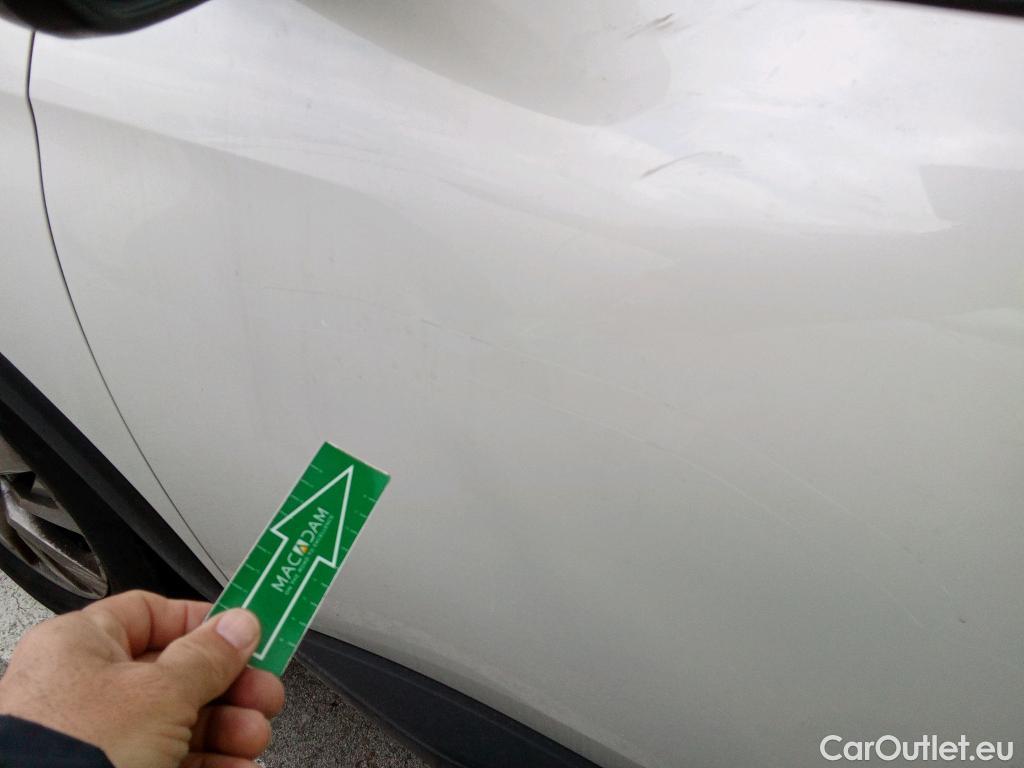  Peugeot  3008 PEUGEOT  / 2020 / 5P / todoterreno 1.2 PureTech 96KW S&S Active Pack EAT8 #14