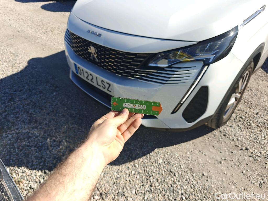  Peugeot  3008 PEUGEOT  / 2020 / 5P / todoterreno 1.2 PureTech 96KW S&S Active Pack EAT8 #32