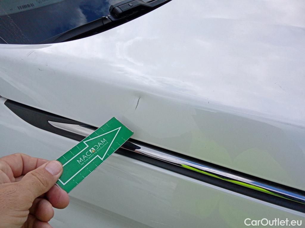  Peugeot  3008 PEUGEOT  / 2020 / 5P / todoterreno 1.2 PureTech 96KW S&S Active Pack EAT8 #12