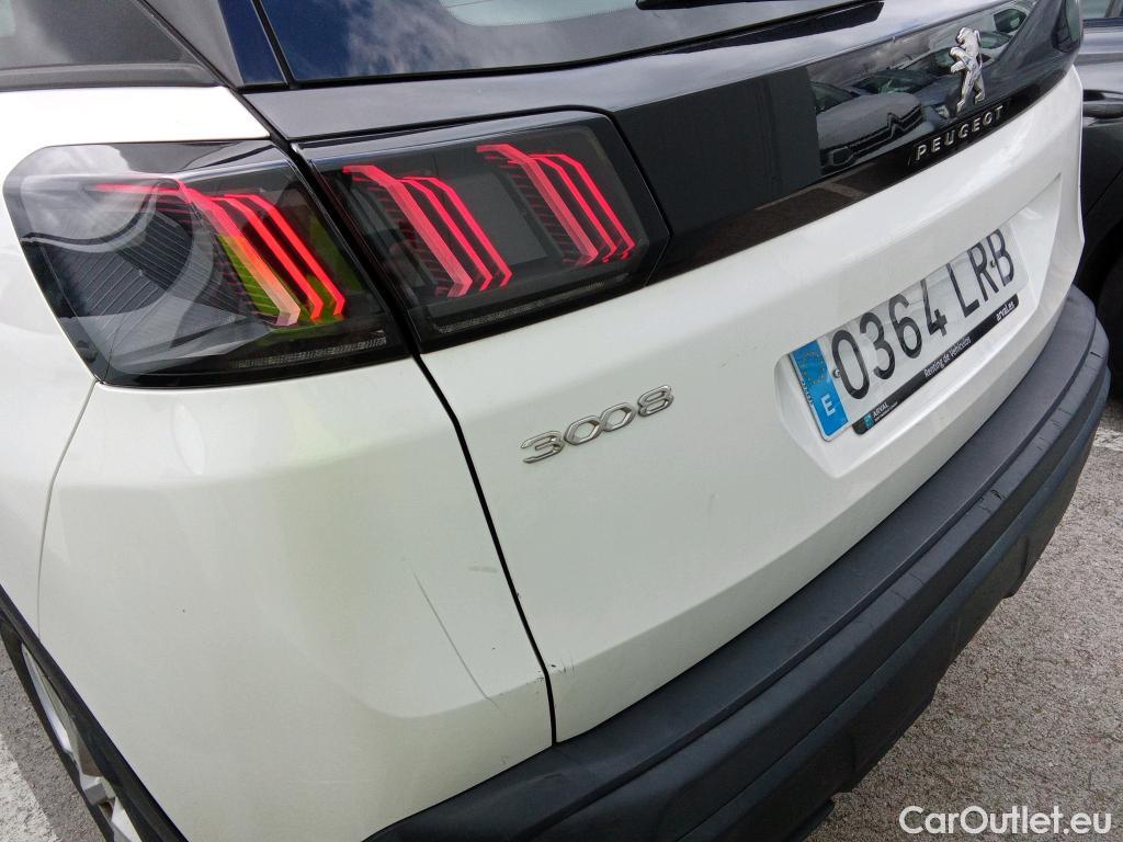  Peugeot  3008 PEUGEOT  / 2020 / 5P / todoterreno 1.2 PureTech 96KW S&S Active Pack EAT8 #5