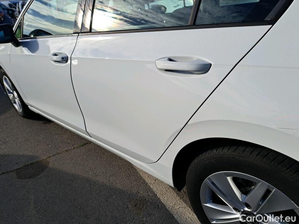  Volkswagen  Golf  VOLKSWAGEN / 2020 / 5P / berlina con portón 2.0 TDI 85kW (115CV) #11