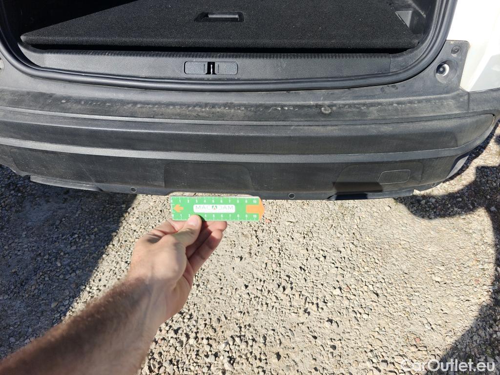  Peugeot  3008 PEUGEOT  / 2020 / 5P / todoterreno 1.2 PureTech 96KW S&S Active Pack EAT8 #36