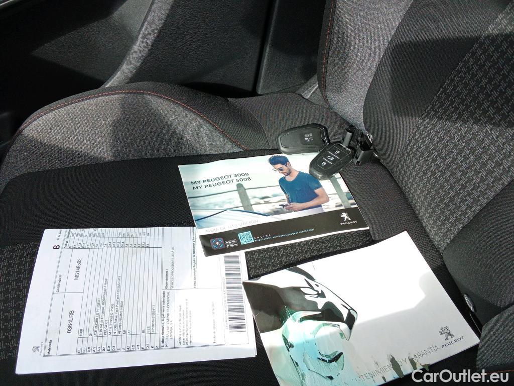  Peugeot  3008 PEUGEOT  / 2020 / 5P / todoterreno 1.2 PureTech 96KW S&S Active Pack EAT8 #25