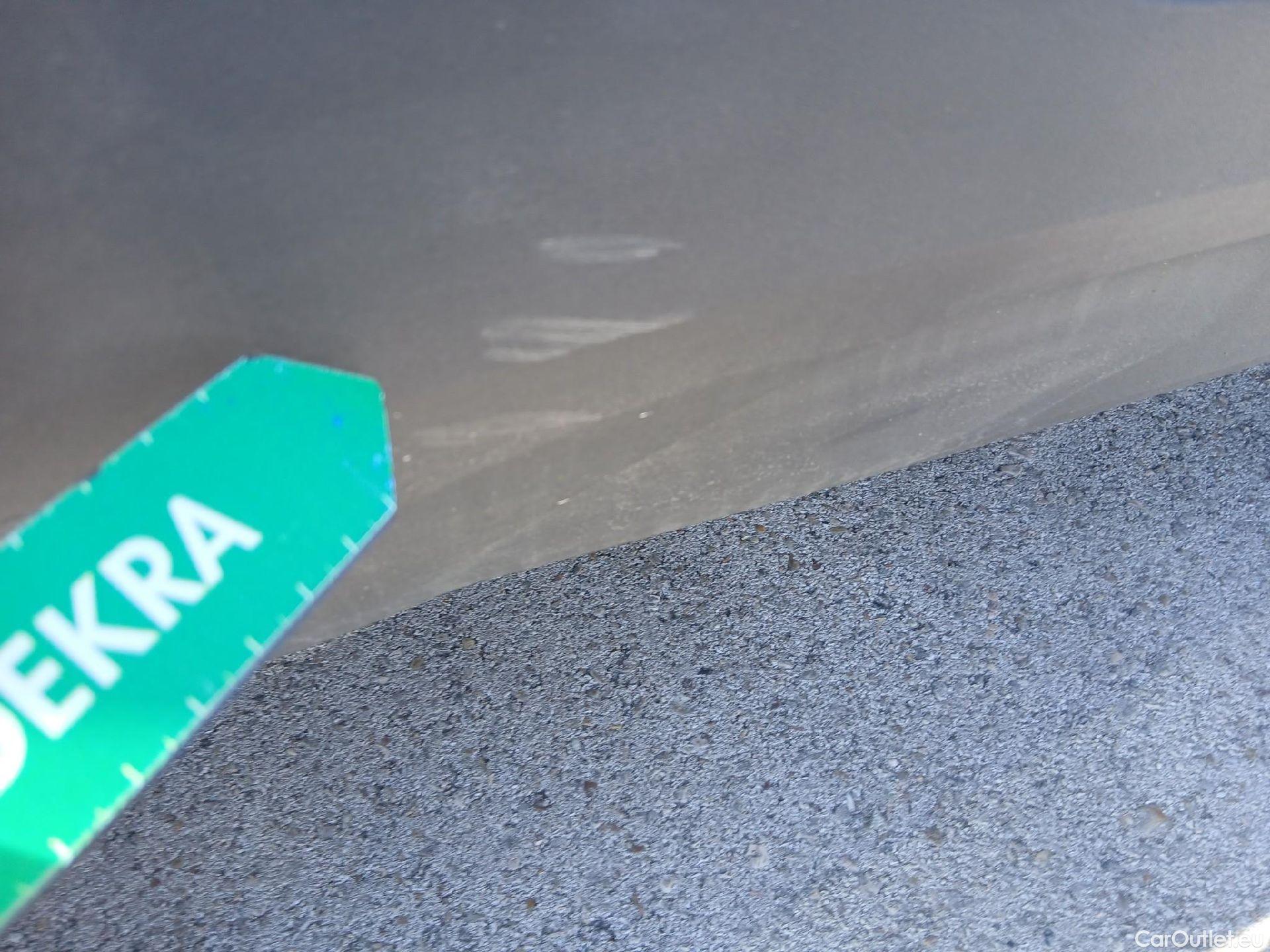  Volvo  XC 40 VOLVO XC40 / 2017 / 5P / todoterreno 1.5 T5 Twin Recharge R-Design Auto #33