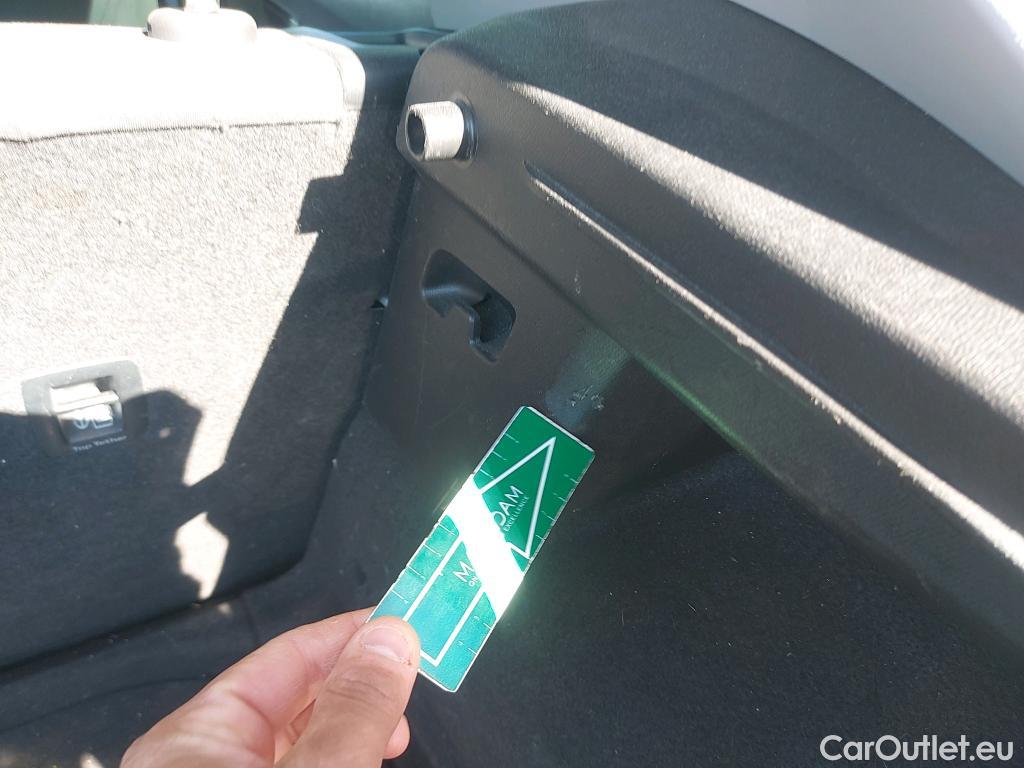  Seat  Leon SEAT Nuevo León / 2020 / 5P / berlina con portón 2.0 TDI 85kW S&S Style Go (AC4) #24