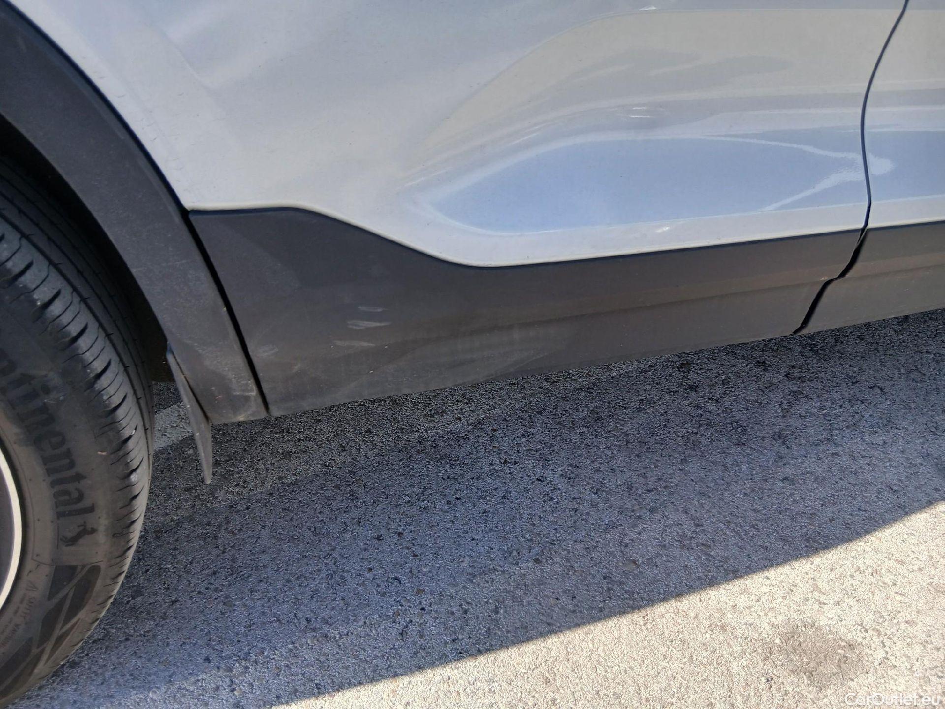  Volvo  XC 40 VOLVO XC40 / 2017 / 5P / todoterreno 1.5 T5 Twin Recharge R-Design Auto #34