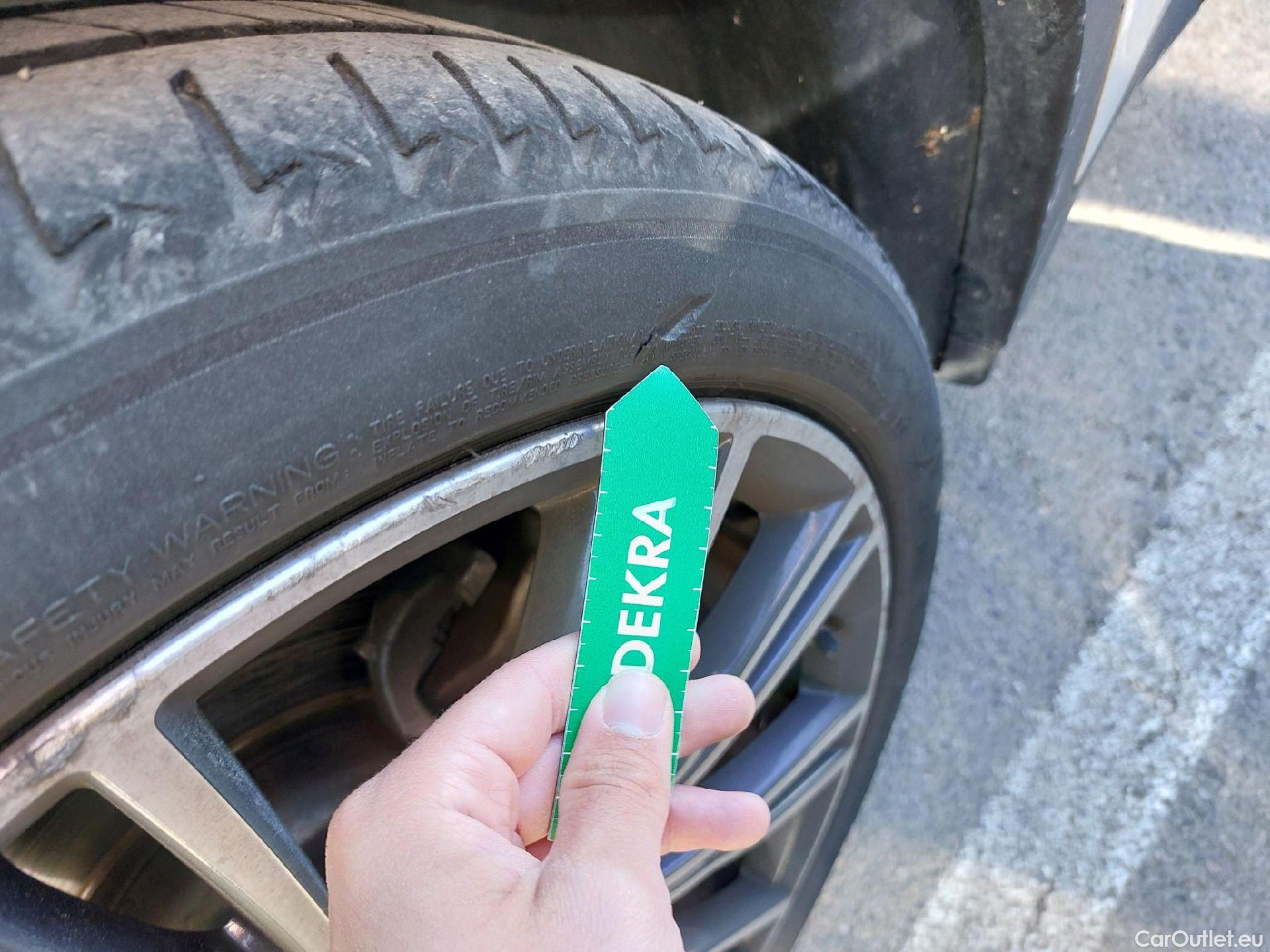  Bmw  X4 BMW  / 2018 / 5P / todoterreno xDrive20i #4