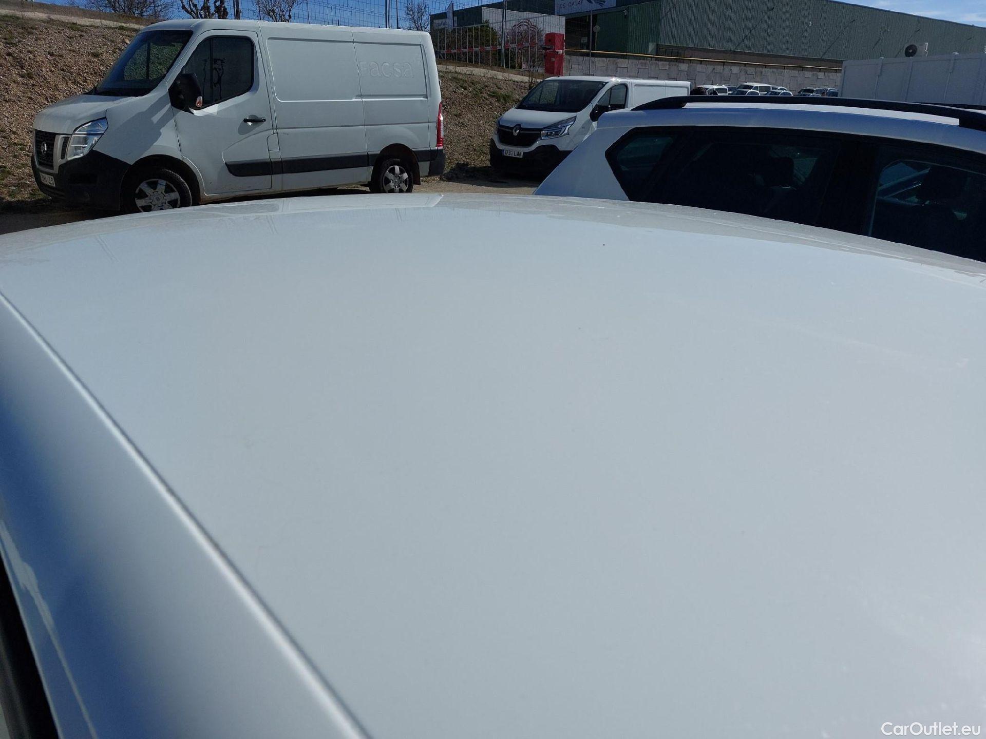  Opel  Corsa OPEL  1.2T XHL 74kW (100CV) Elegance #13