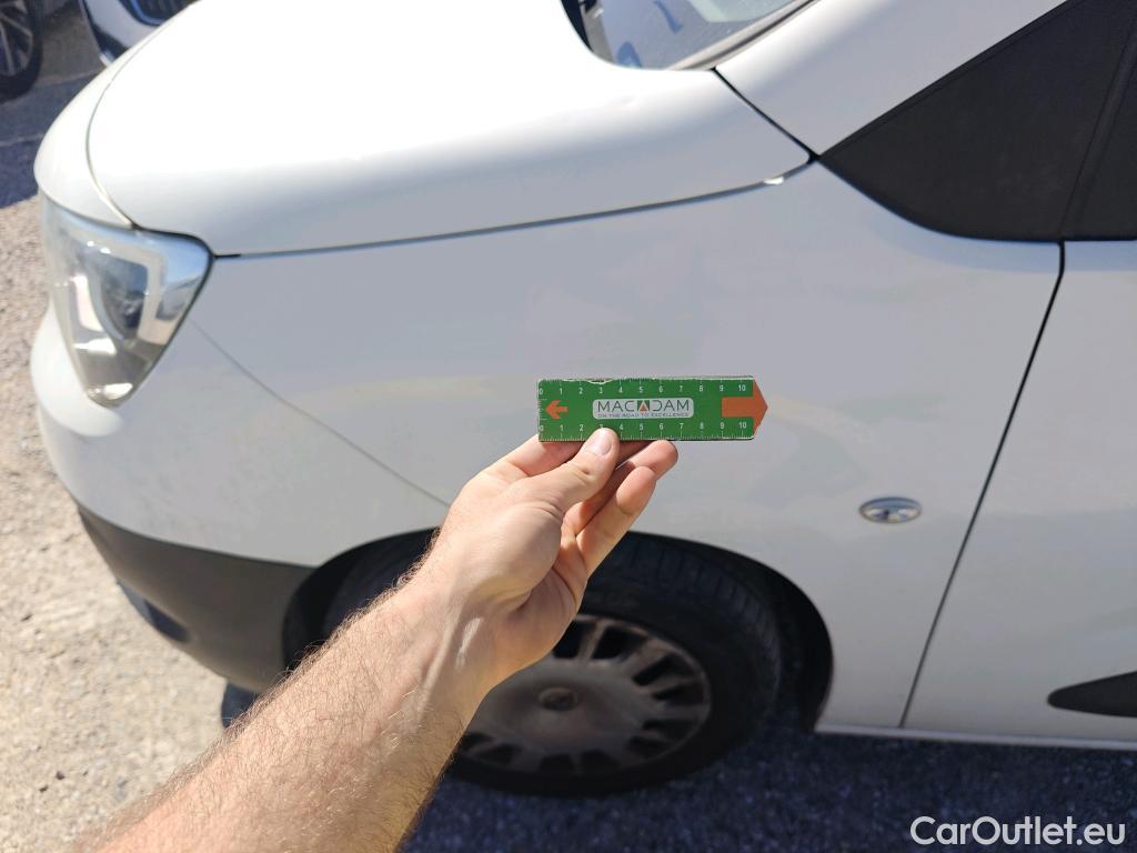  Opel  Combo OPEL  Life / 2018 / 4P / combi 1.5 TD 75kW (100CV) S/S Expression L (combi) (CX) #103