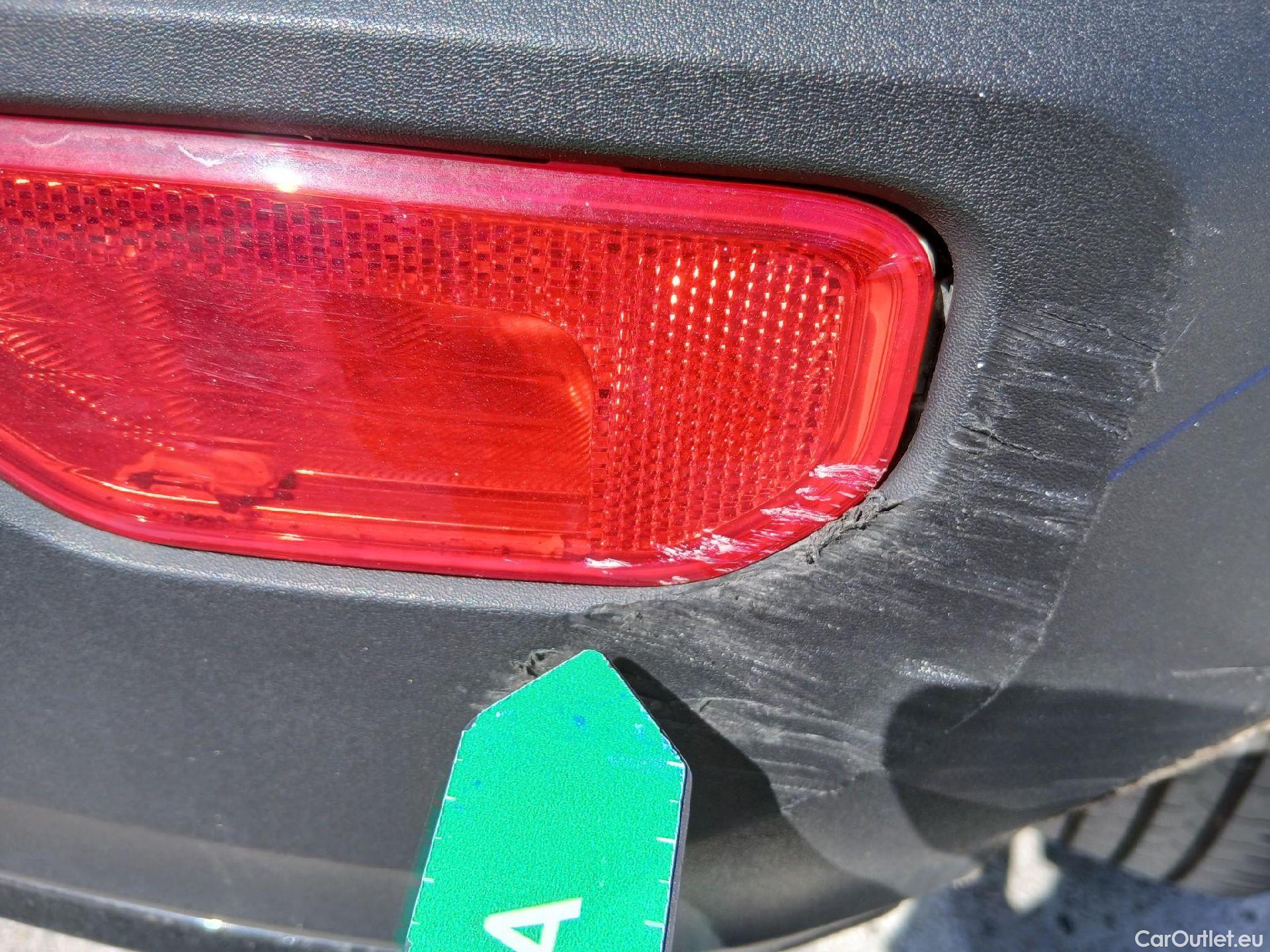  Volvo  XC 40 VOLVO XC40 / 2017 / 5P / todoterreno 1.5 T5 Twin Recharge R-Design Auto #22