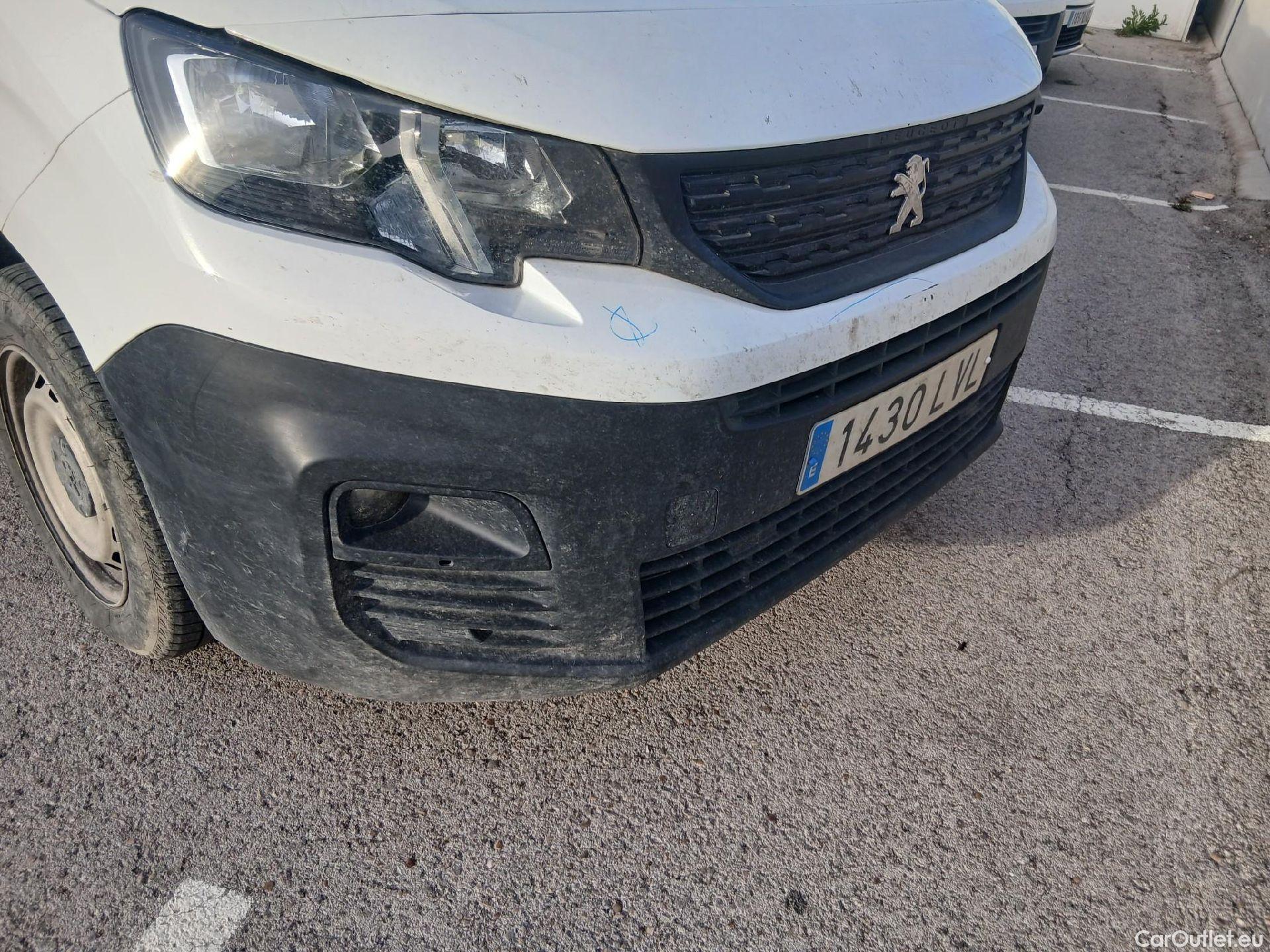  Peugeot  Partner PEUGEOT  / 2018 / 4P / furgón derivado de turismo Premium Standard 600kg BlueHDi 73kW (AC) #11