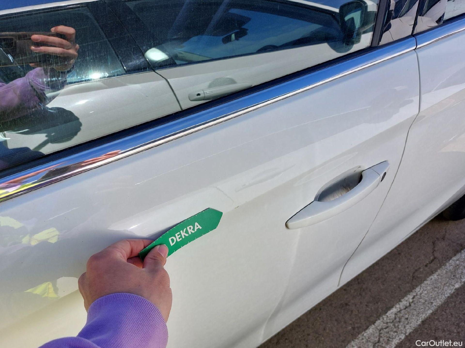  Opel  Corsa OPEL  1.2T XHL 74kW (100CV) Elegance #10