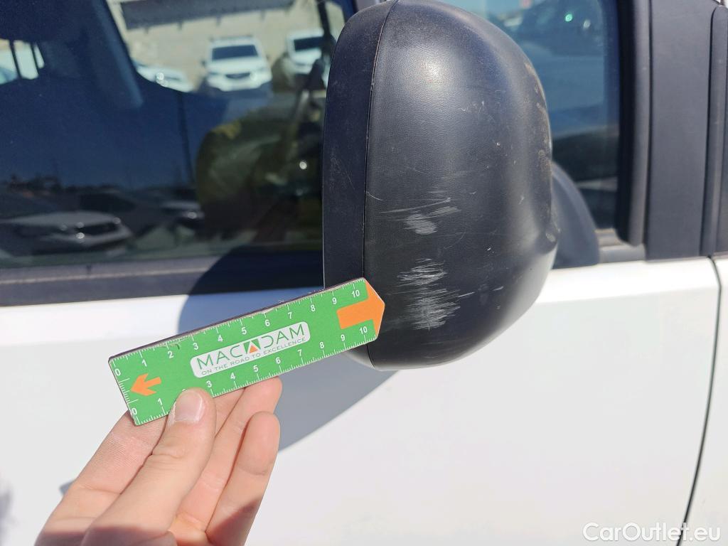  Opel  Combo OPEL  Life / 2018 / 4P / combi 1.5 TD 75kW (100CV) S/S Expression L (combi) (CX) #106