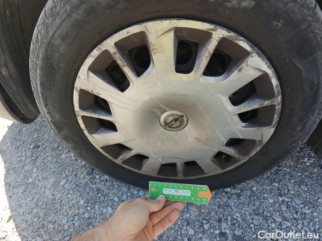  Opel  Combo OPEL  Life / 2018 / 4P / combi 1.5 TD 75kW (100CV) S/S Expression L (combi) (CX) #98