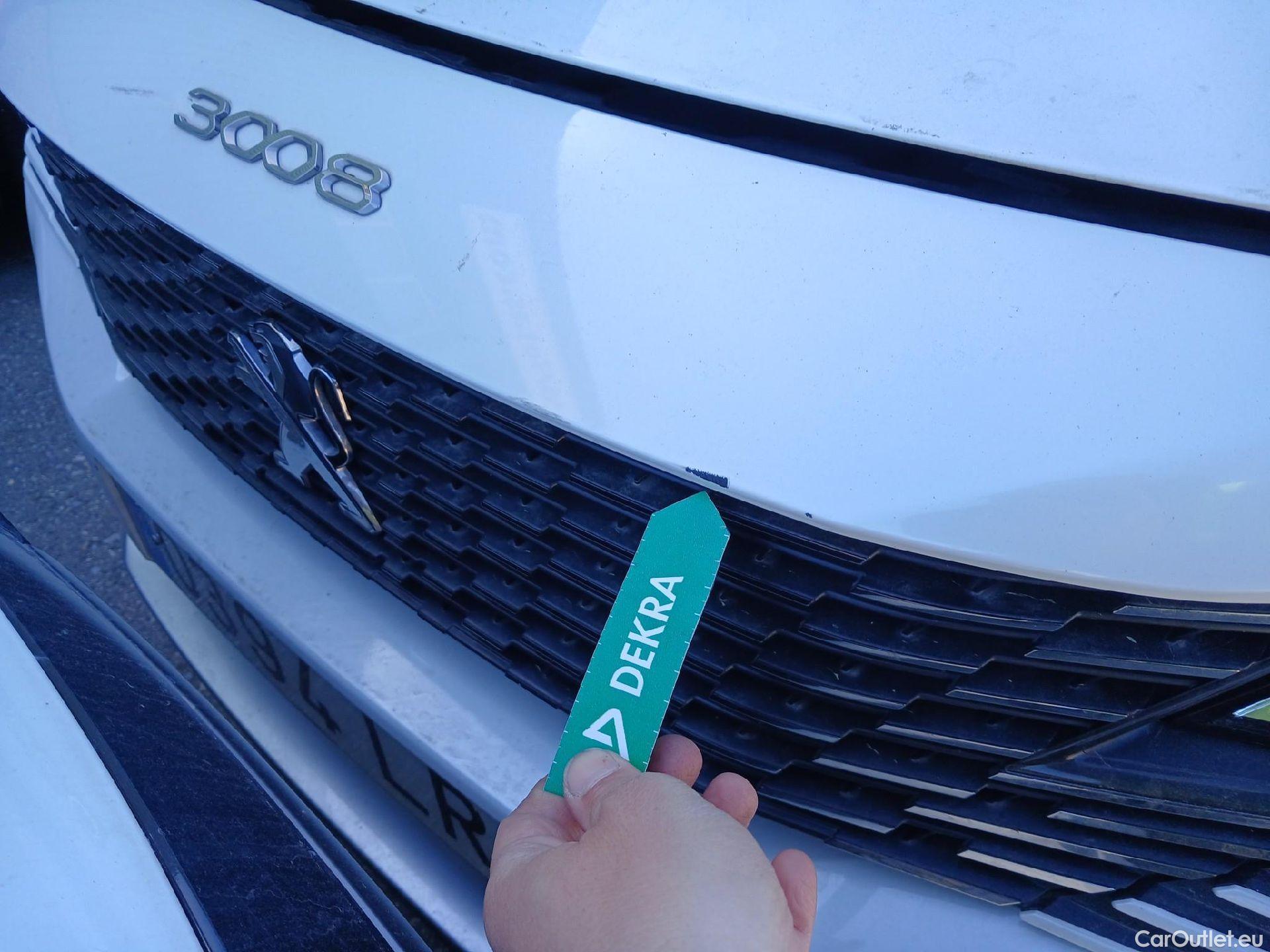  Peugeot  3008 PEUGEOT  / 2020 / 5P / todoterreno 1.2 PureTech 96KW S&S Active Pack EAT8 #2