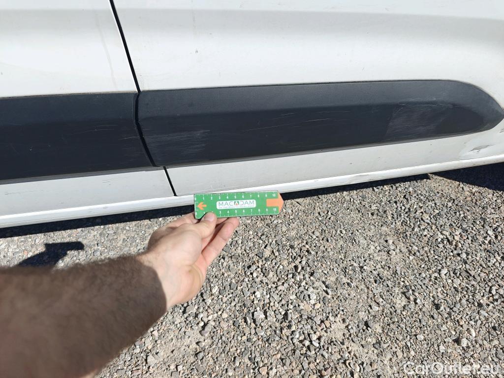  Opel  Combo OPEL  Life / 2018 / 4P / combi 1.5 TD 75kW (100CV) S/S Expression L (combi) (CX) #68