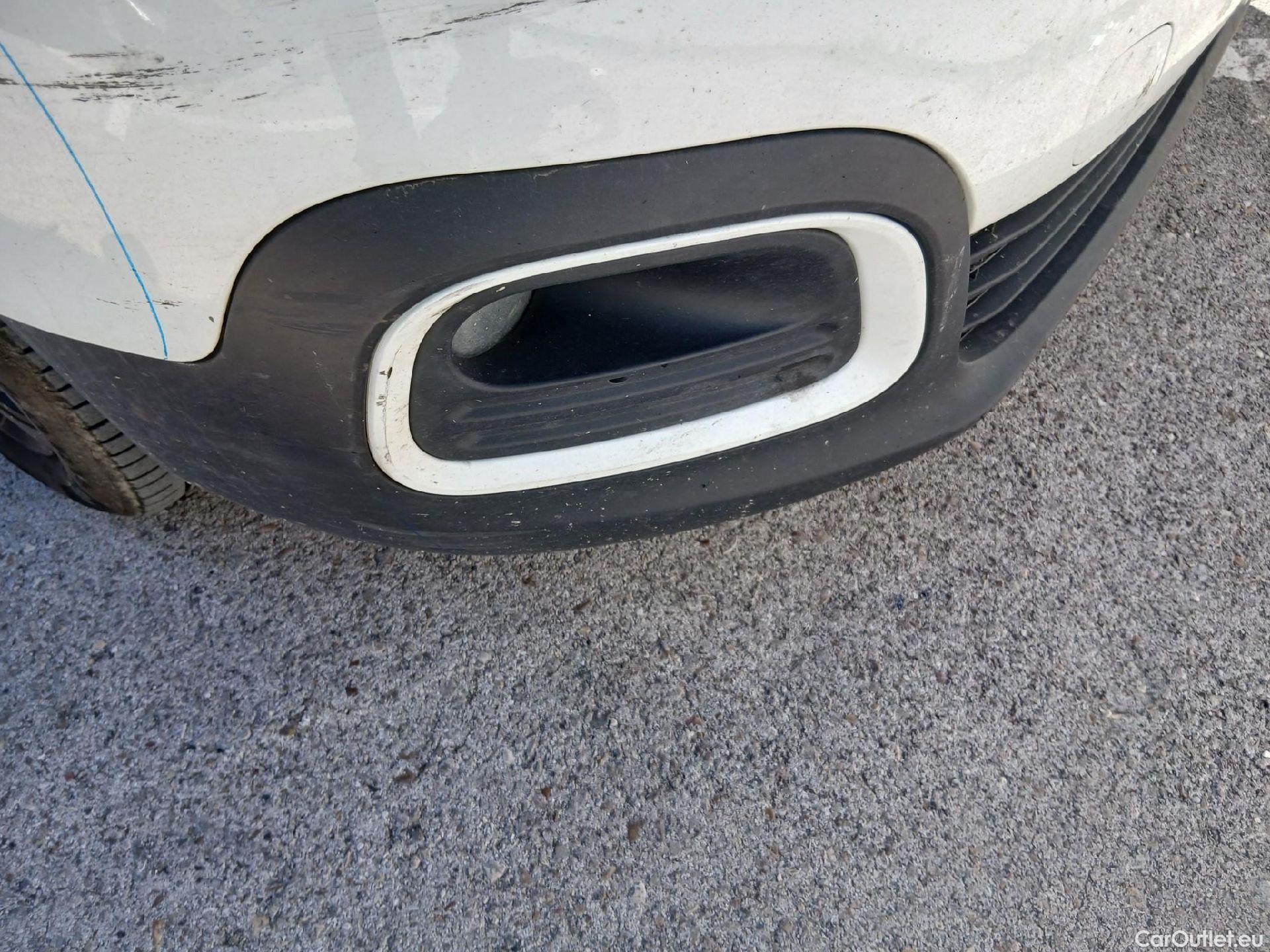  Citroen  Berlingo CITROEN  / 2018 / 5P / monovolumen compacto Talla M BlueHDi 100 SHINE #7