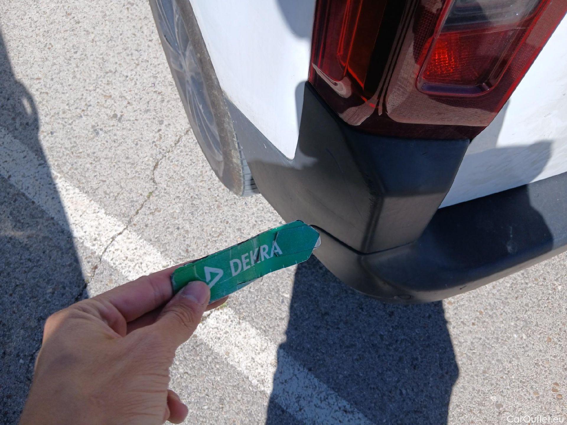  Citroen  Berlingo CITROEN  / 2018 / 5P / monovolumen compacto Talla M BlueHDi 100 SHINE #33