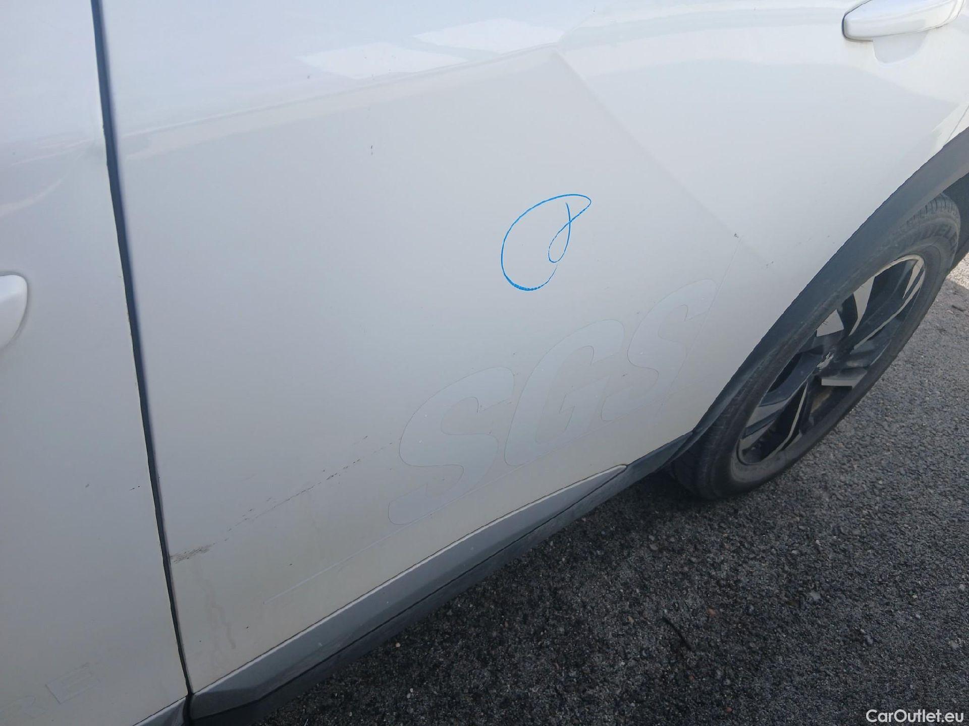  Peugeot  2008 PEUGEOT  / 2019 / 5P / todoterreno Allure BlueHDI 81kW (110CV) #14