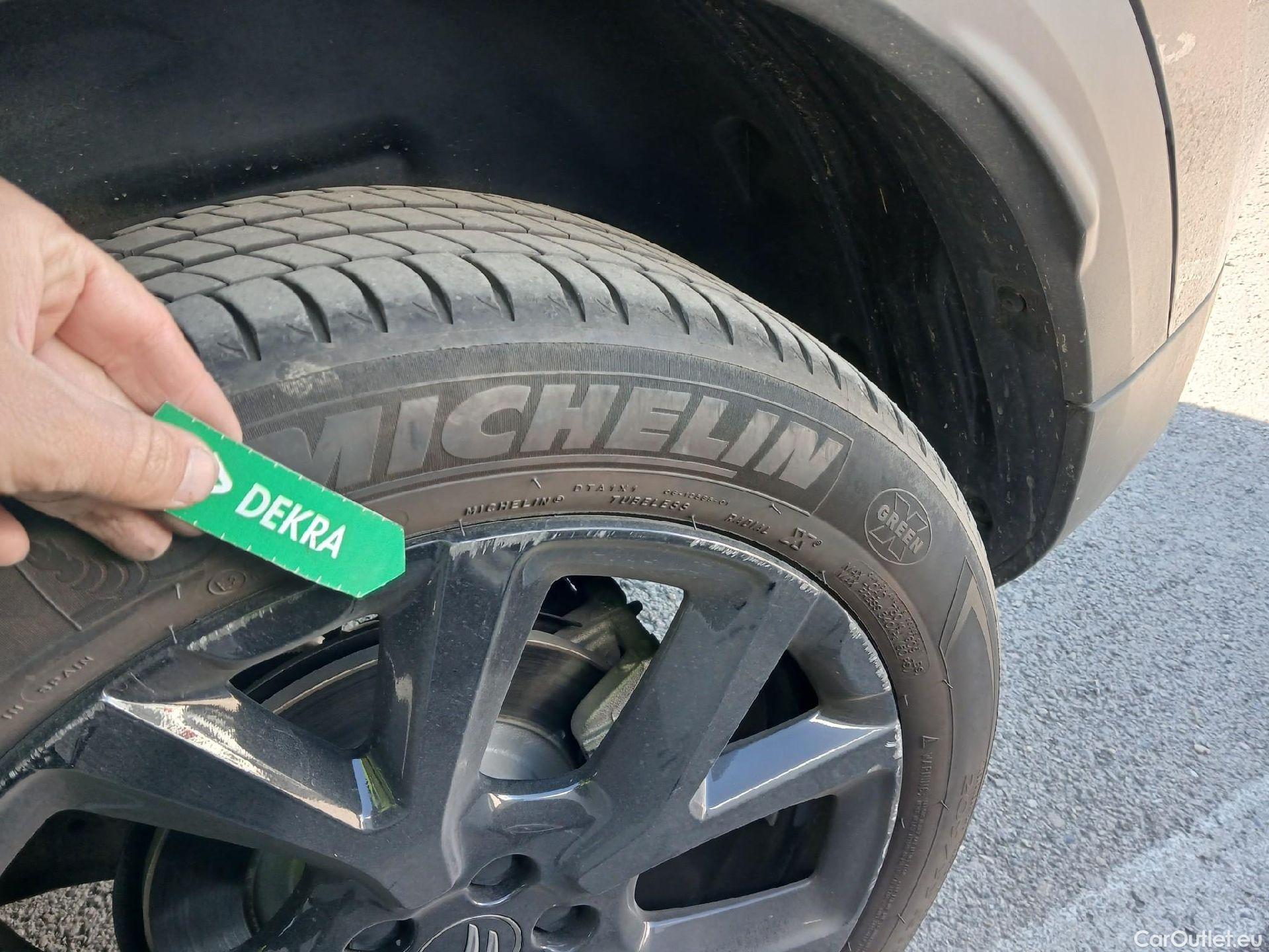  Citroen  C5 CITROEN  Aircross / 2018 / 5P / todoterreno BlueHdi 96kW (130CV) S&S EAT8 Shine #4