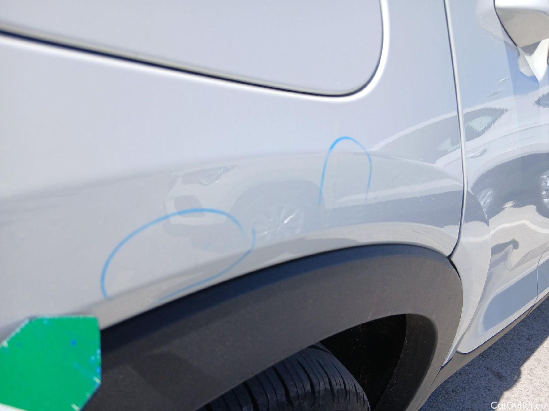  Volvo  XC 40 VOLVO XC40 / 2017 / 5P / todoterreno 1.5 T5 Twin Recharge R-Design Auto #29