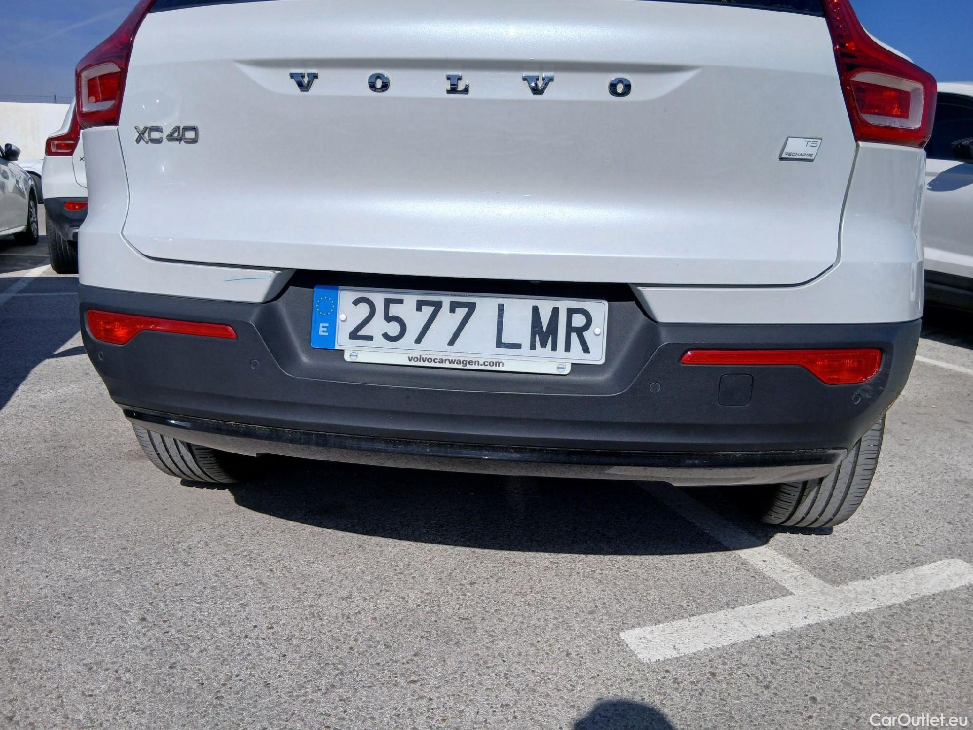  Volvo  XC 40 VOLVO XC40 / 2017 / 5P / todoterreno 1.5 T5 Twin Recharge R-Design Auto #19