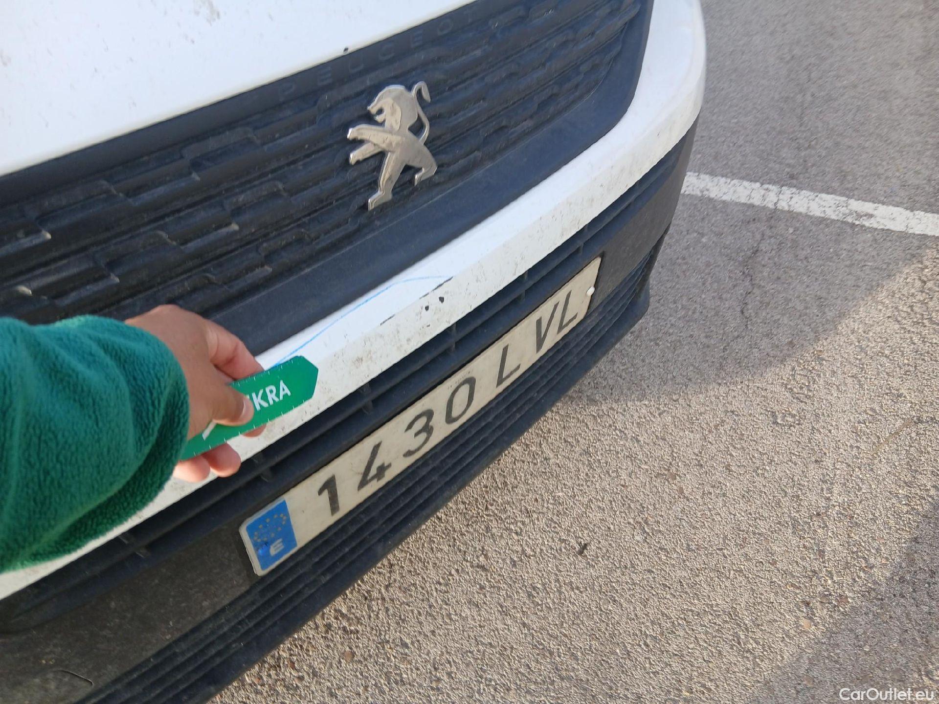  Peugeot  Partner PEUGEOT  / 2018 / 4P / furgón derivado de turismo Premium Standard 600kg BlueHDi 73kW (AC) #14