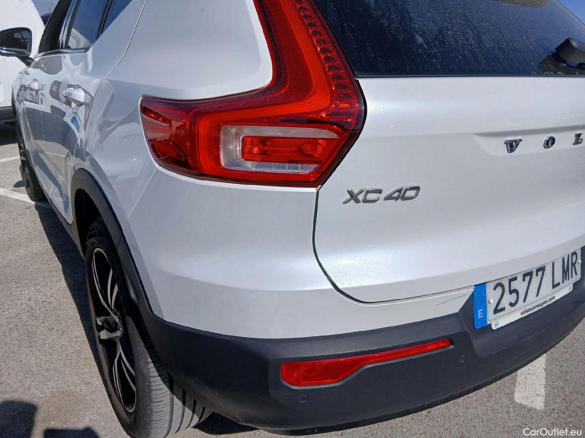  Volvo  XC 40 VOLVO XC40 / 2017 / 5P / todoterreno 1.5 T5 Twin Recharge R-Design Auto #18