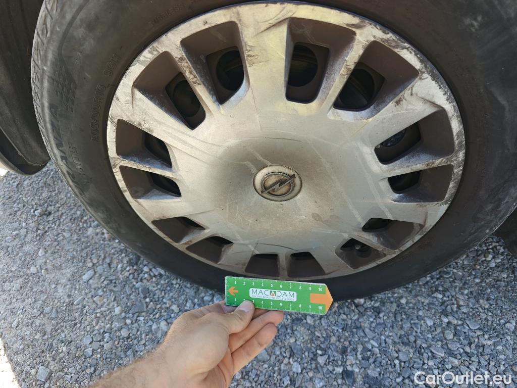  Opel  Combo OPEL  Life / 2018 / 4P / combi 1.5 TD 75kW (100CV) S/S Expression L (combi) (CX) #97