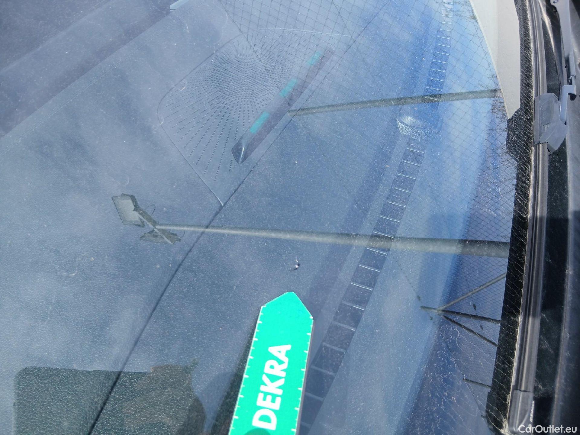  KIA  XCeed KIA  1.6 GDi PHEV 104kW (141CV) eDrive (AC) #9