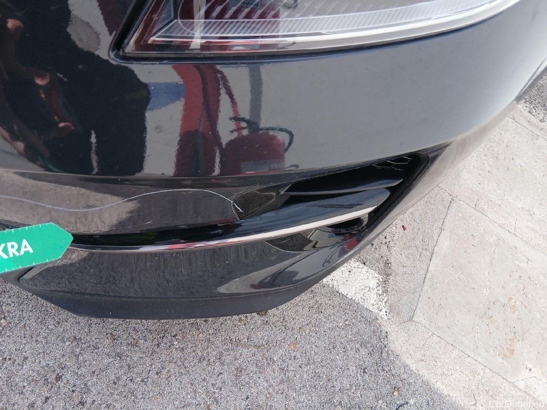  KIA  XCeed KIA  1.6 GDi PHEV 104kW (141CV) eDrive (AC) #11