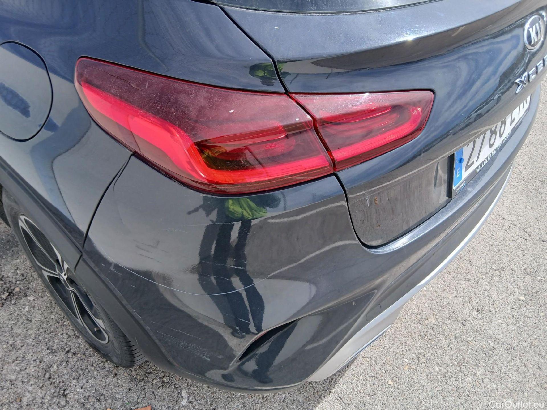  KIA  XCeed KIA  1.6 GDi PHEV 104kW (141CV) eDrive (AC) #15