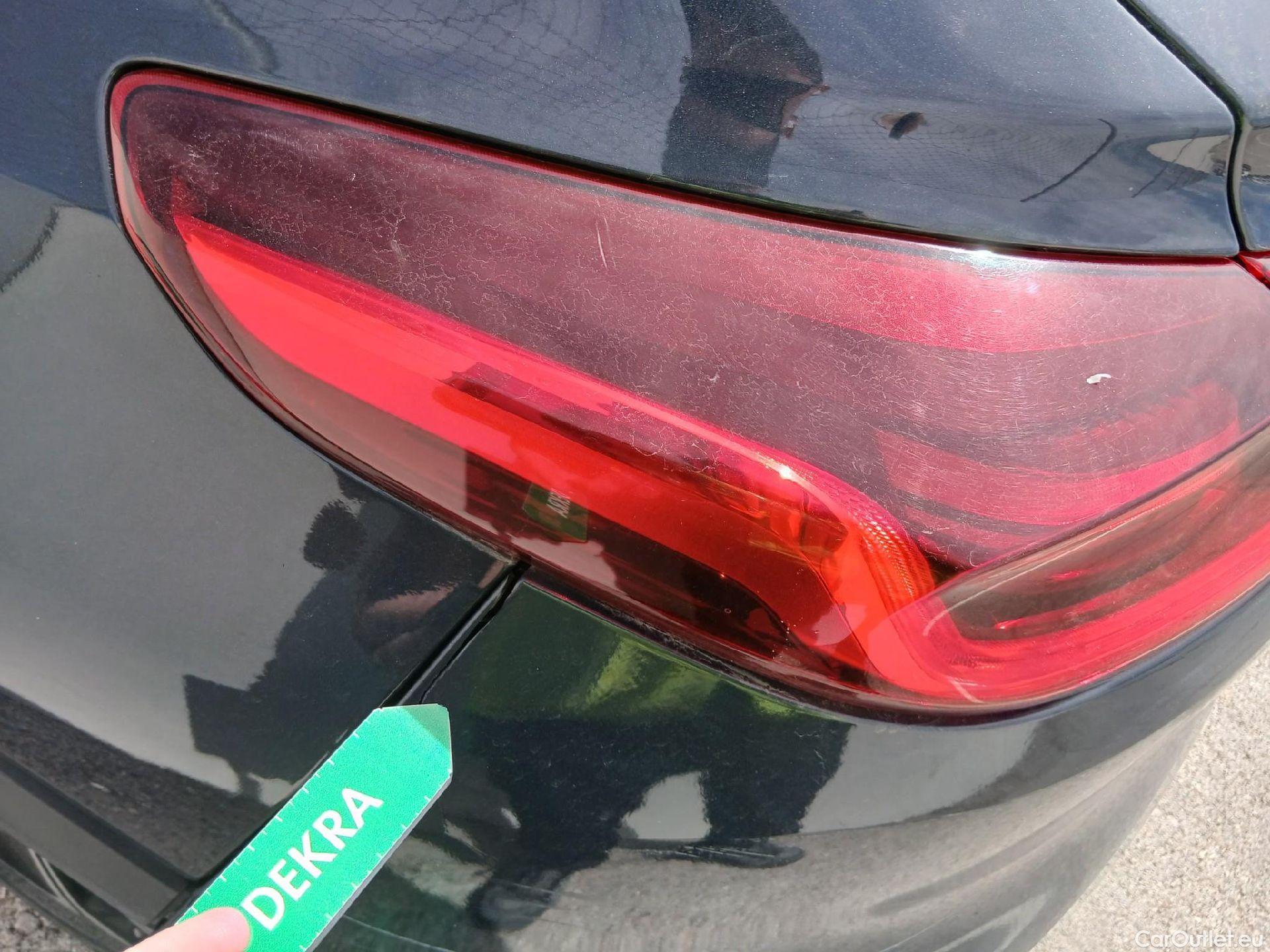  KIA  XCeed KIA  1.6 GDi PHEV 104kW (141CV) eDrive (AC) #16