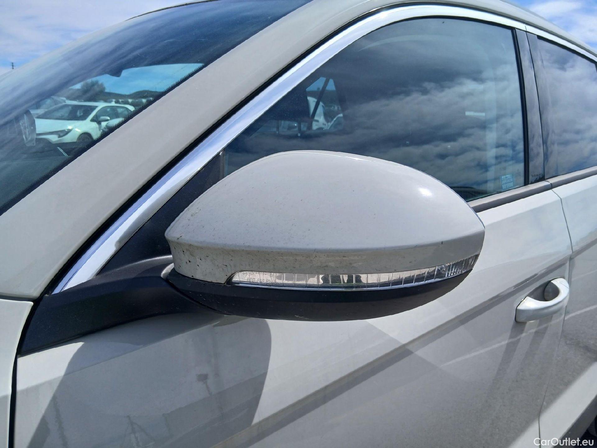  Volkswagen  T-ROC VOLKSWAGEN  / 2021 / 5P / todoterreno Life 1.5 TSI 110kW (150CV) DSG #11