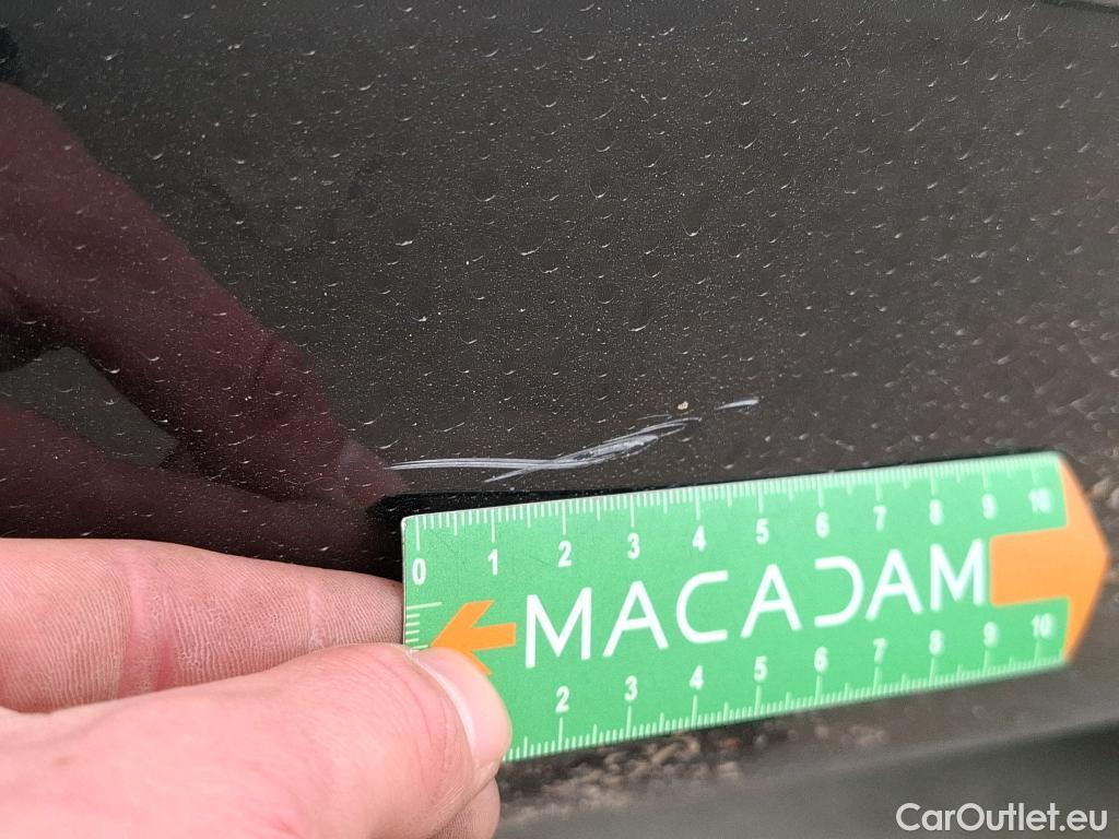  Mercedes  A-Klasse MERCEDES-BENZ Classe A Berline / 2018 / 4P / Berline A 180 Business Line #43