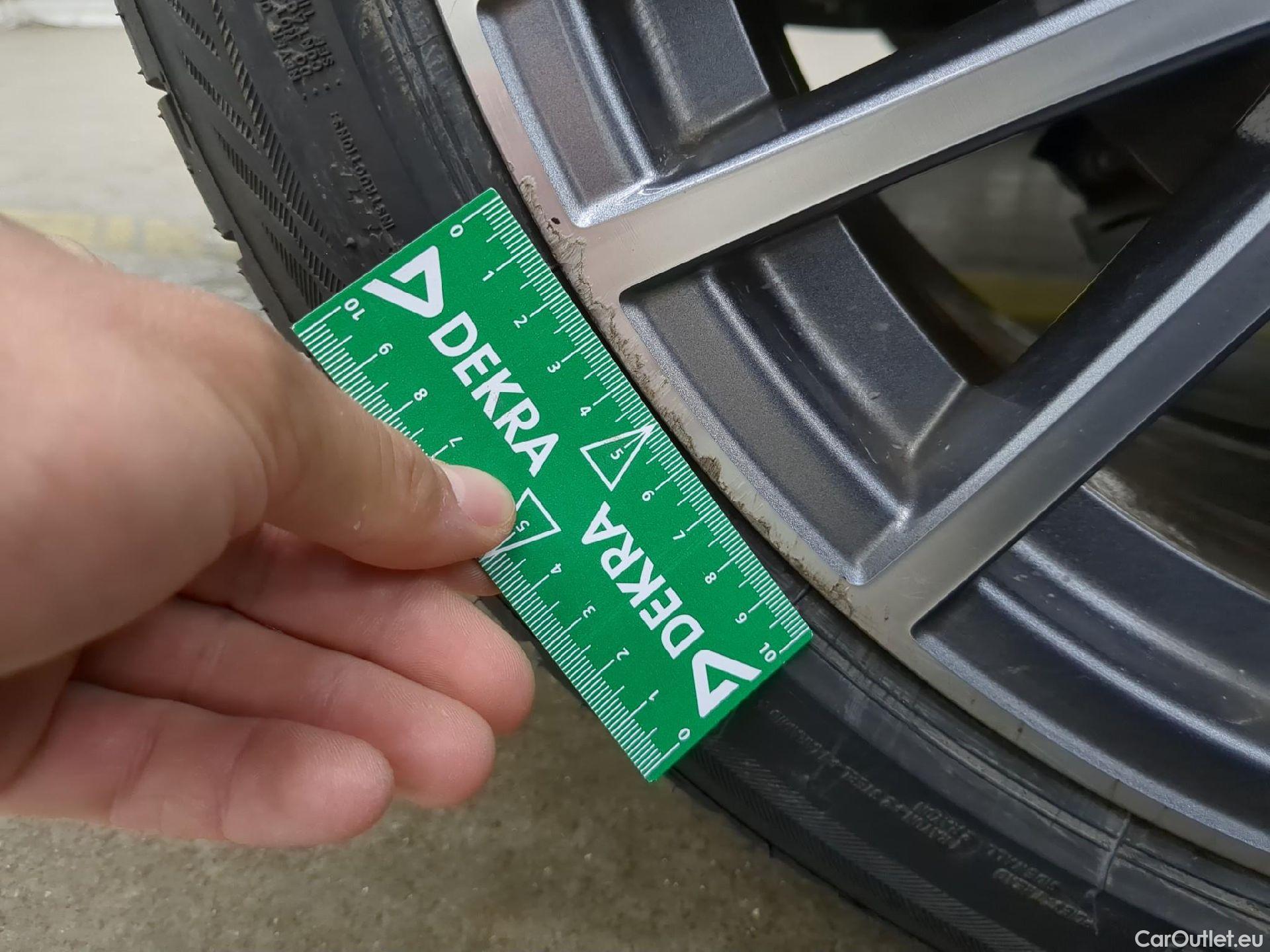  Mercedes  CLA-Klasse MERCEDES-BENZ CLA Coupe / 2019 / 4P / Coupé CLA 250 e Business Line #2