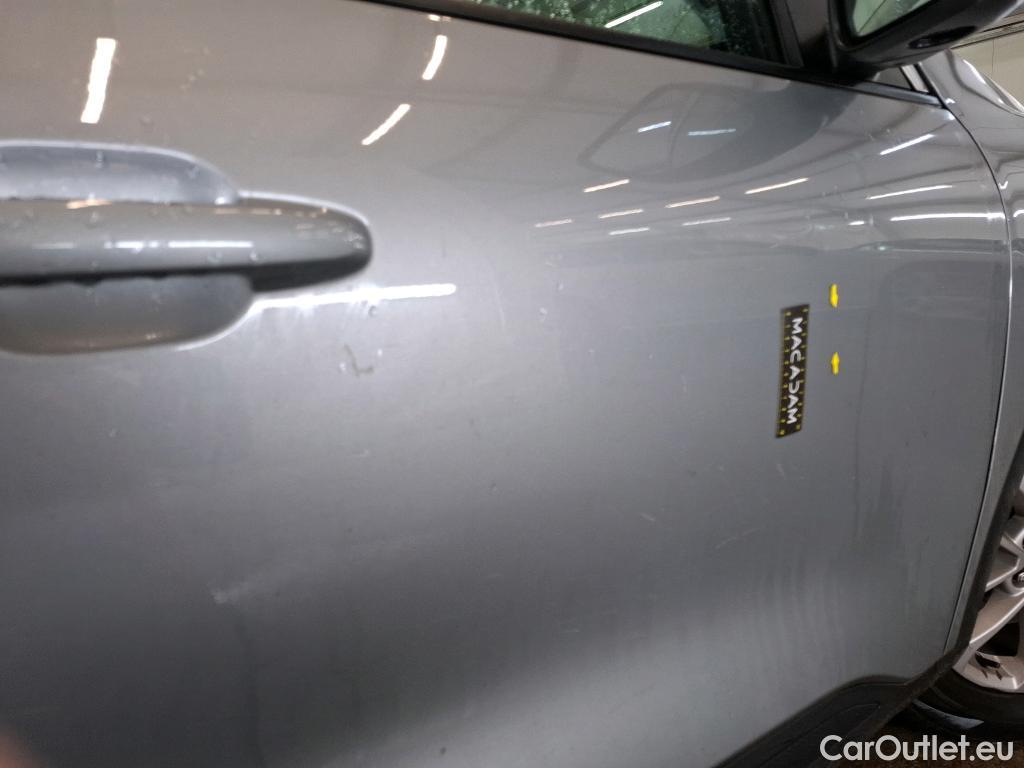  Ford  Kuga FORD  / 2019 / 5P / SUV 2.5 190 hybrid Flexifuel Pshift Titanium #32