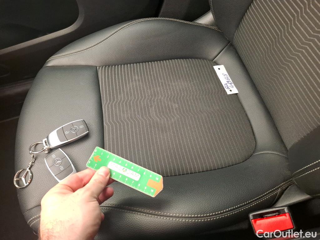  Mercedes  GLA MERCEDES-BENZ  / 2020 / 5P / SUV 1.3  200 PROGRESSIVE LINE DCT #18