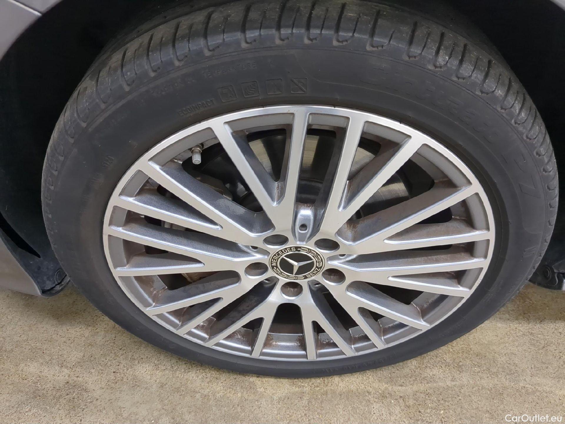  Mercedes  CLA-Klasse MERCEDES-BENZ CLA Coupe / 2019 / 4P / Coupé CLA 250 e Business Line #8